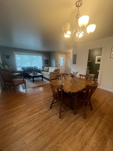 41 Stratford Dr Photo 1