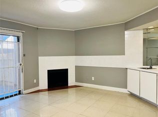8323 Wilcrest Dr APT 6006, Houston, TX 77072
