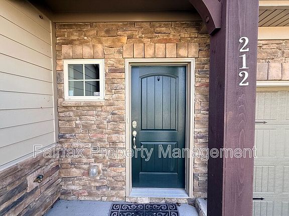 3rd image of 212 Ellsworth Manor Dr