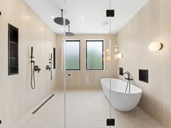 966 Bergen Street image 21 of 35