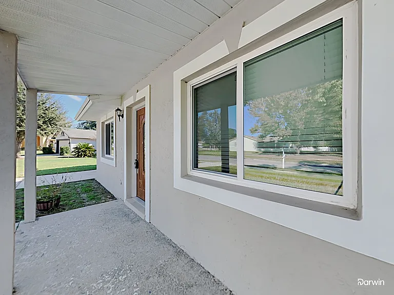 219 Ashbourne Dr — Photo 2