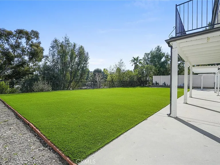 6108 Sadring Ave — Photo 63