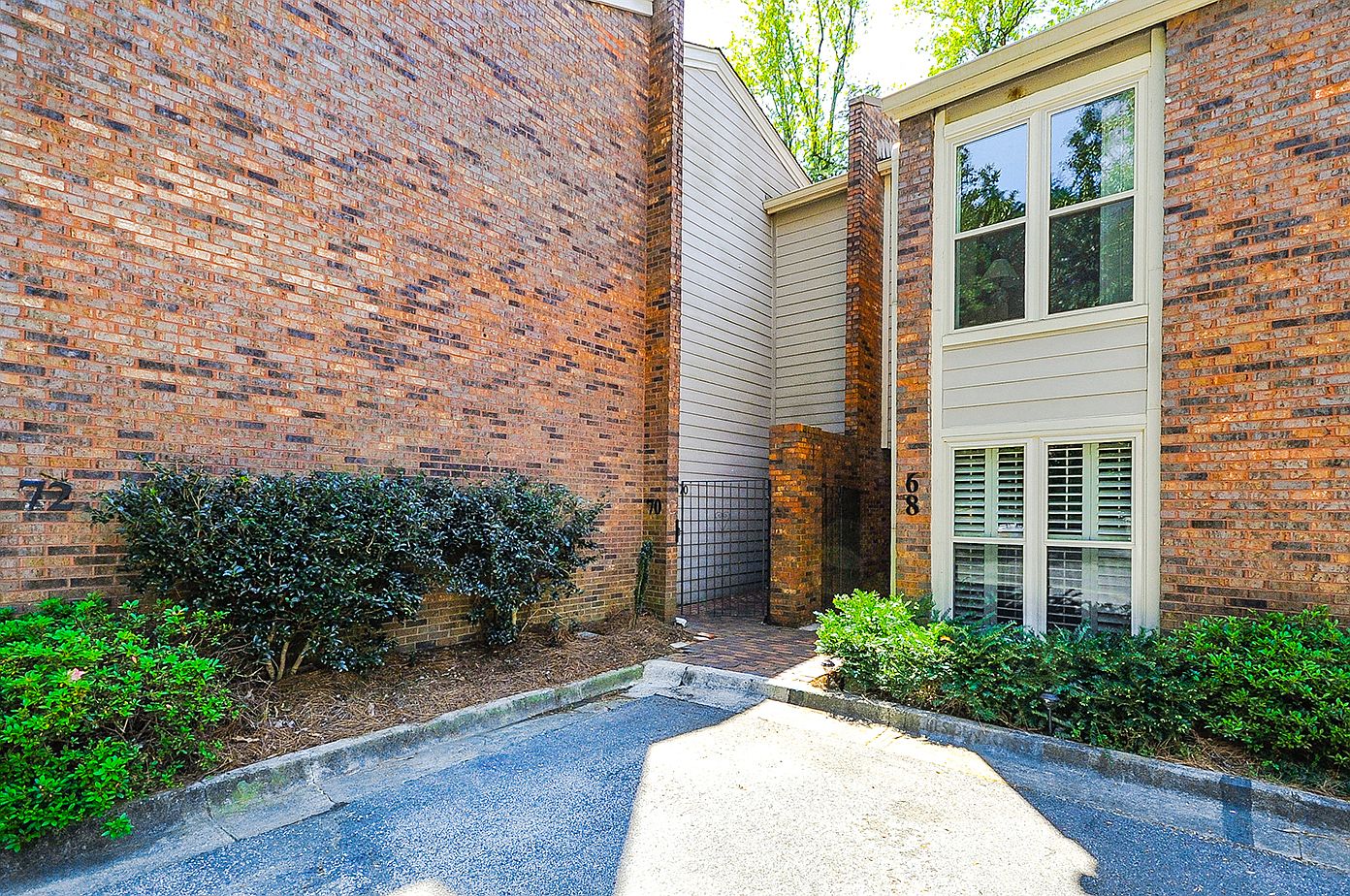 70 Springlake Pl NW, Atlanta, GA 30318 Zillow