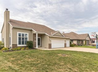 715 Emmer St, Mayville, WI 53050