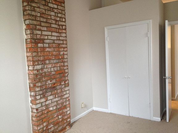 5th image of 2359 Menard St