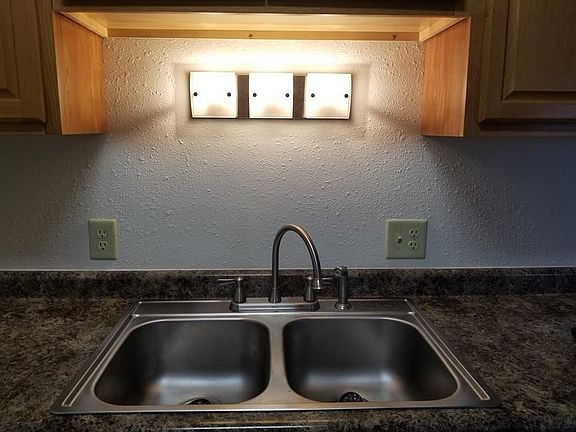3rd image of 218 21st St NW APT 10