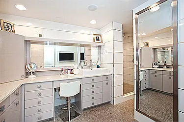 Sold by Modlin Group