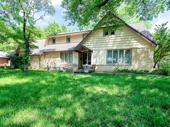 328 N Hampton Rd, Wichita, KS 67206