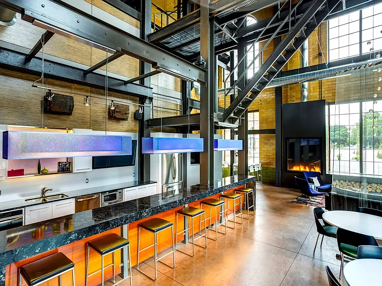 Schmidt's Artist Lofts — Photo 11