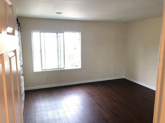 4th image of 21706 Planewood Dr