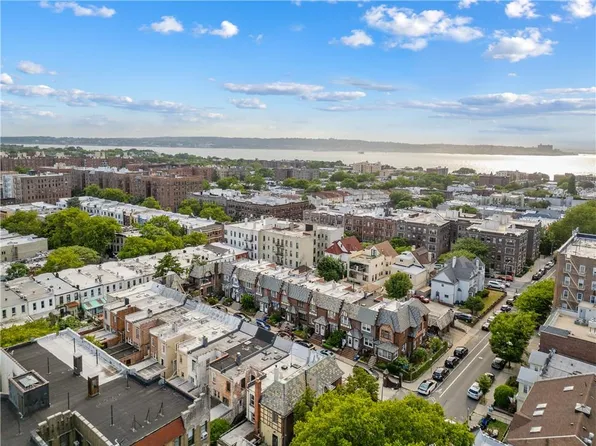 6813 Madeline Ct, Brooklyn, NY 11220