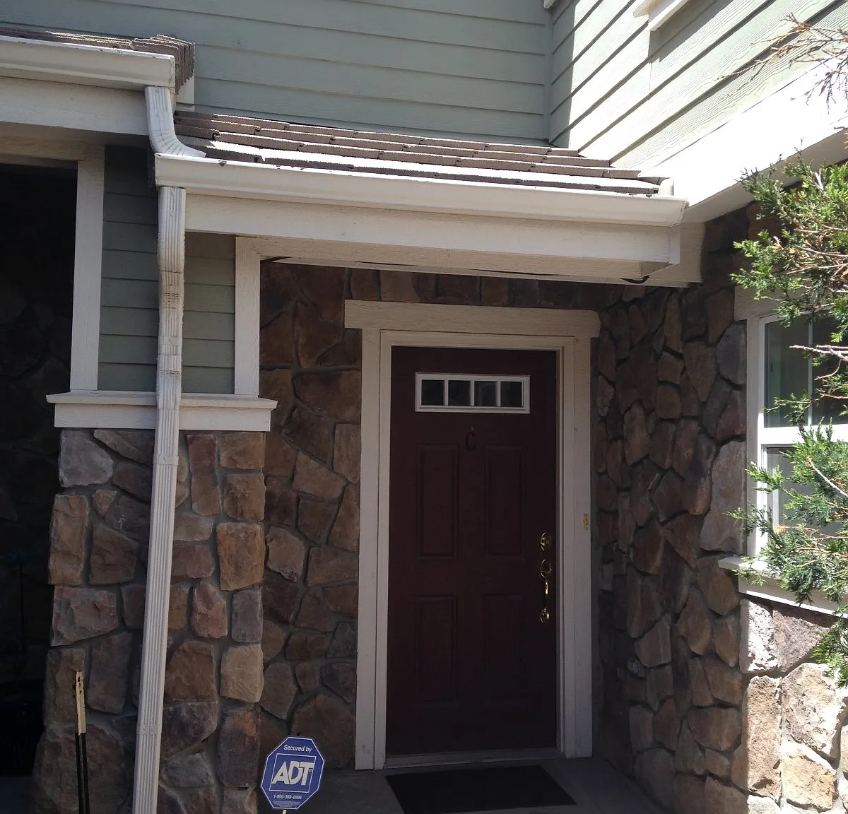 3 bed, 2.5 bath, 1568 sqft, $2,395 — Photo 1