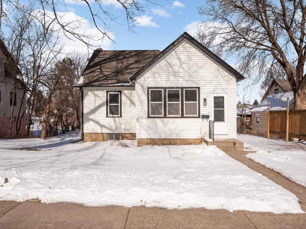 93 Winona St E, Saint Paul, MN 55107