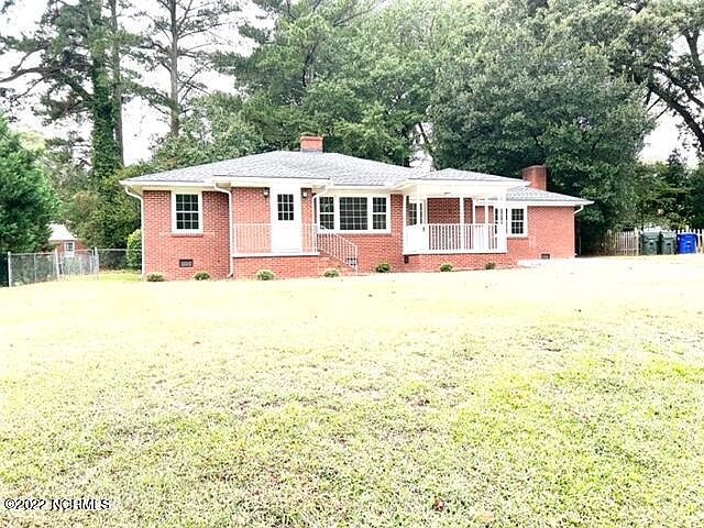 1st image of 1621 Longwood Dr