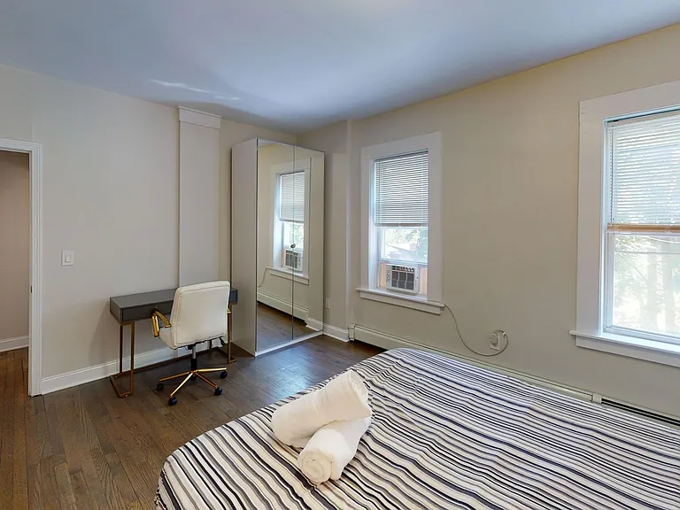 90 Bristol St #1 — Photo 7