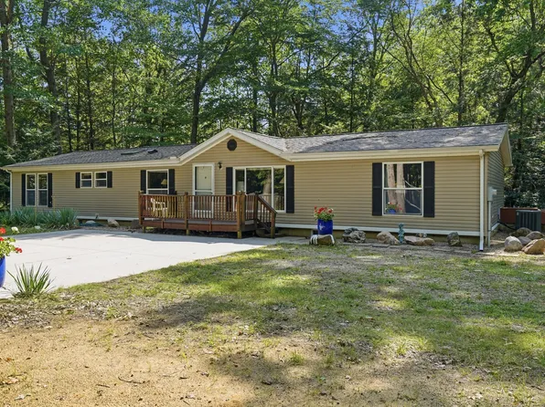 6232 106th Ave, South Haven, MI 49090