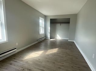 42 E Hawkins St, Derby, CT 06418