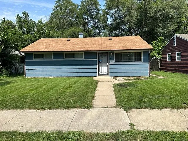 14757 Lincoln Ave photo 1