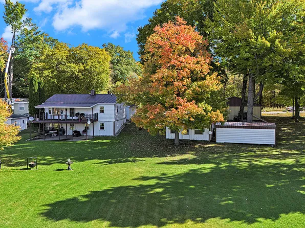 347 S Maple Island Rd, Hesperia, MI 49421