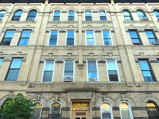 Rented by Rennit Inc. | media 37