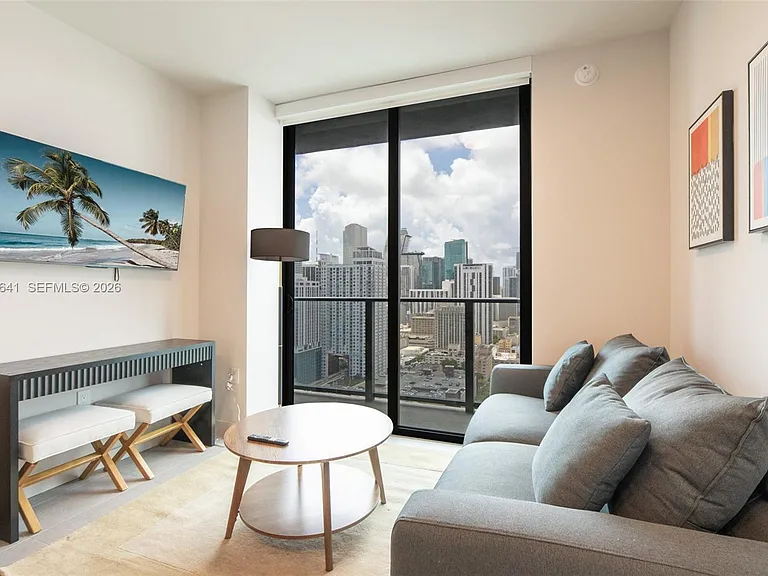 121 NE 5th St #3103 — Photo 3