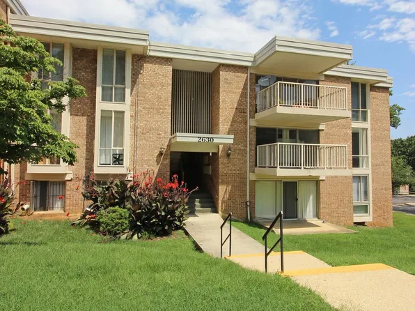 2630 Wagon Dr APT 3C, Alexandria, VA 22303
