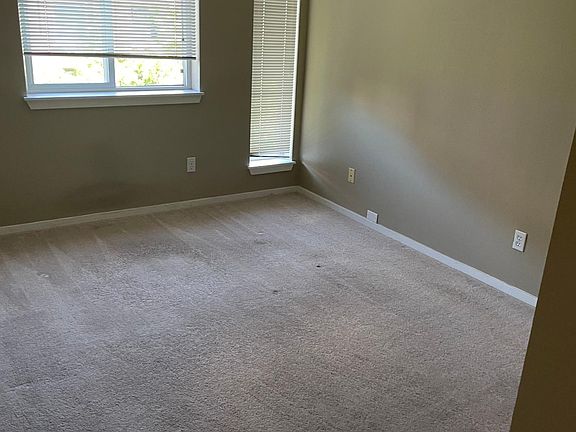4th image of 1805 Bellevue Ave E #501