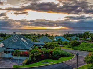 200 Crestview Rd, Lahaina, HI 96761