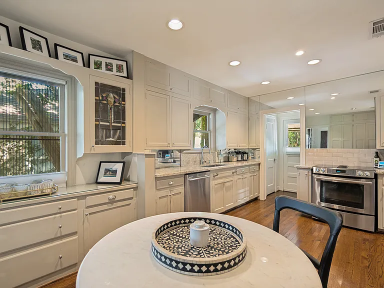 5343 Monticello Ave — Photo 9