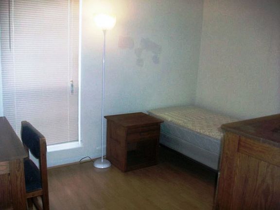 5th image of 102 Calhoun St Unit 221