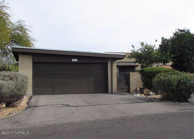 1st image of 8181 N Gibraltar Dr