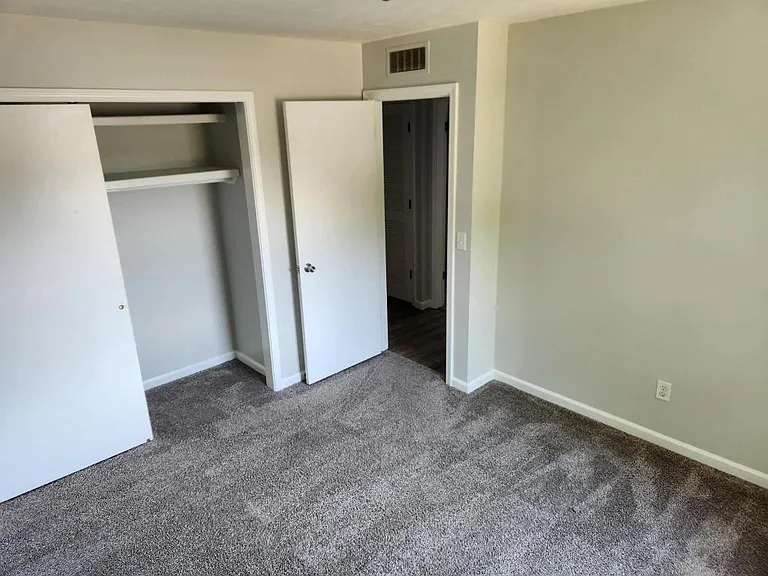 1606 Tippecanoe Dr #C2 — Photo 5