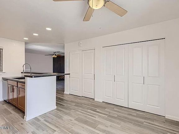 4th image of 20421 N 3rd Dr Unit 1