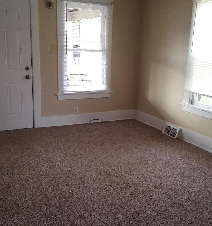 1st image of 1935 Willard Ave SE