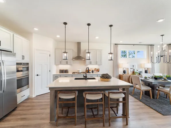 242 Melody Ln, Elko New Market, MN 55054