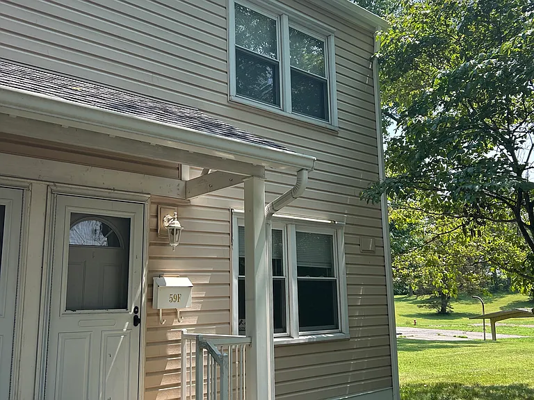 100-59F Midland Hts — Photo 1