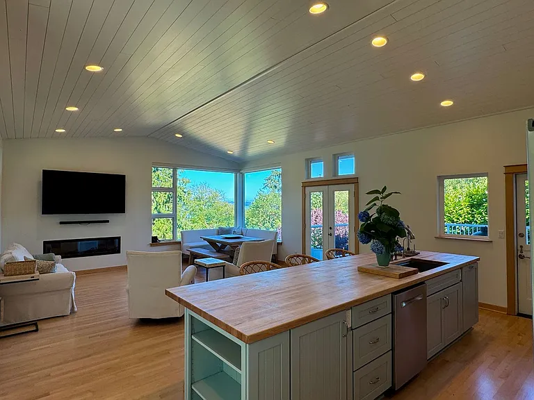 10555 NE Morning Ln — Photo 15