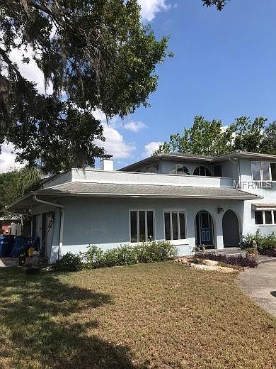 1st image of 560 Sellars Dr