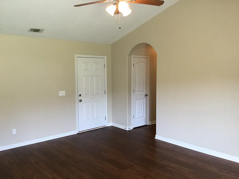 25 Twin Oaks Pl — Photo 6