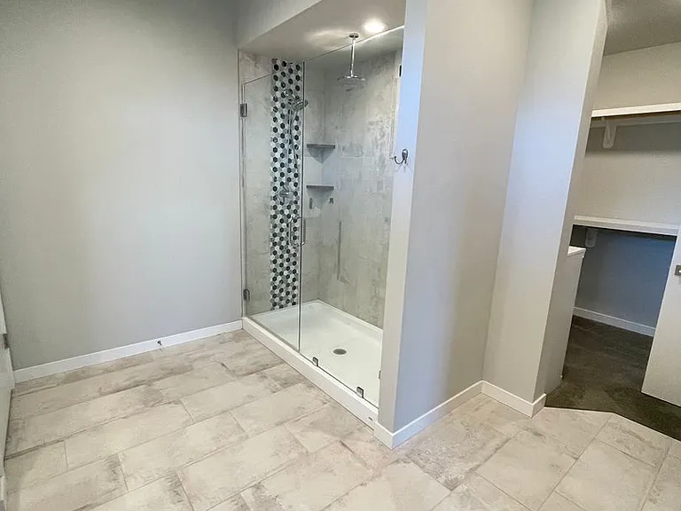 304 E Stanford Ave — Photo 23