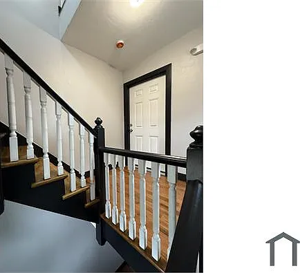 66 Waverly St #3 — Photo 24