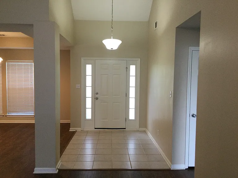 12 Stoney Hill Rd — Photo 2