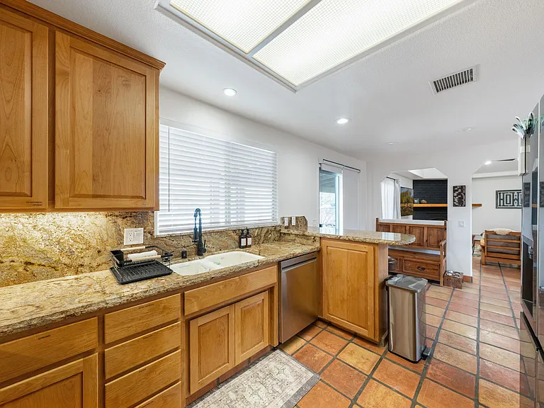 58328 Bonanza Dr — Photo 18