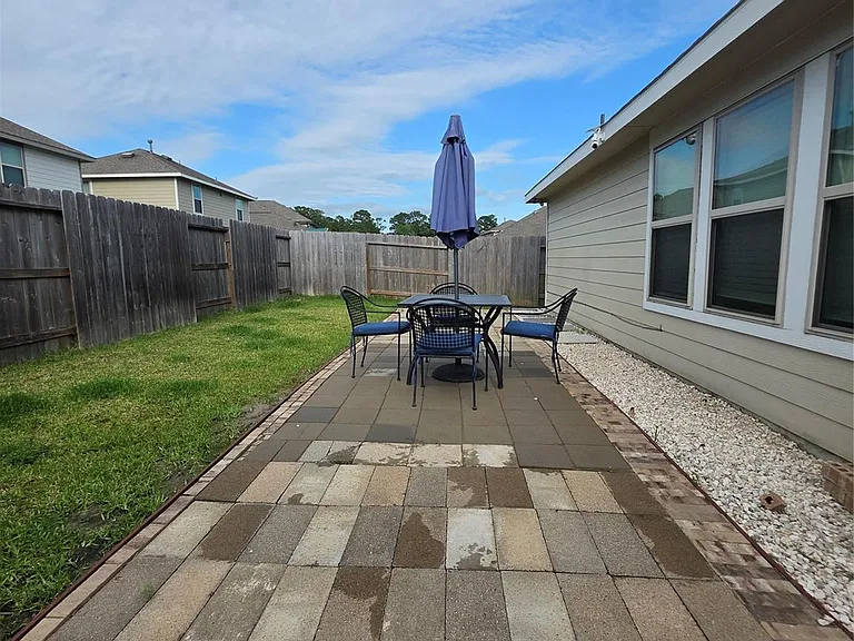 1942 Barrett Gables Dr — Photo 30