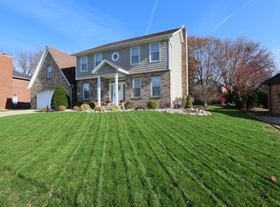 1304 Crown Ct, Bloomington, IL 61704