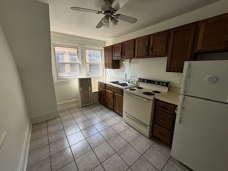 609 S Braddock Ave — Photo 11