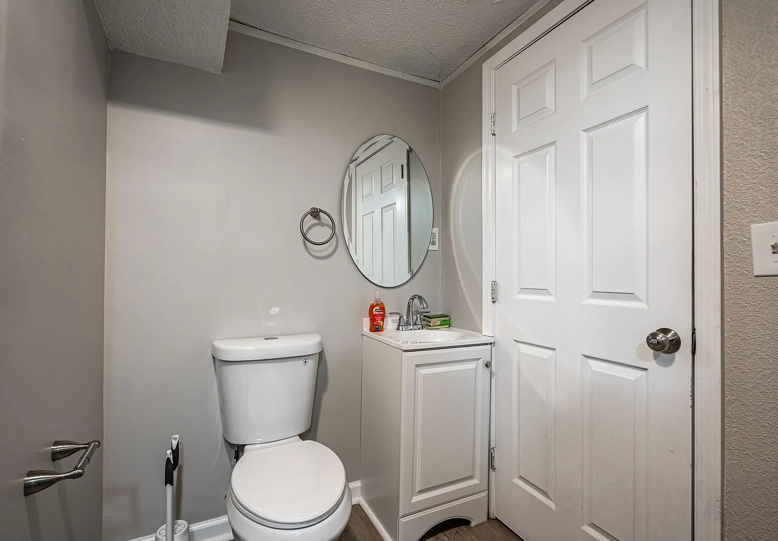 4 bed, 3.0 bath, 1850 sqft, $633 — Photo 4