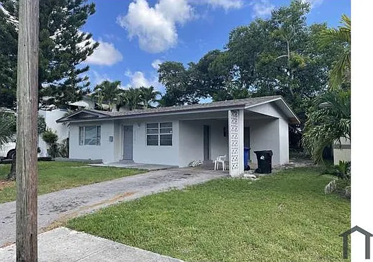 1516 NW 4th St