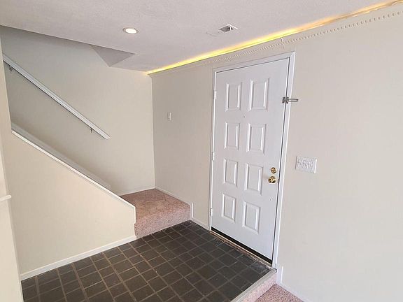 4th image of 18201 Chalet Dr APT 3