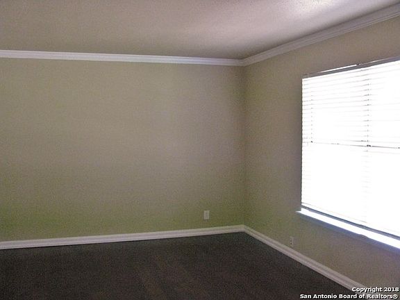 5th image of 4410 Myrna Dr